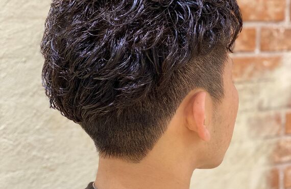 印西でメンズパーマが得意な美容室はBIGHOPガーデンモール内にあります！