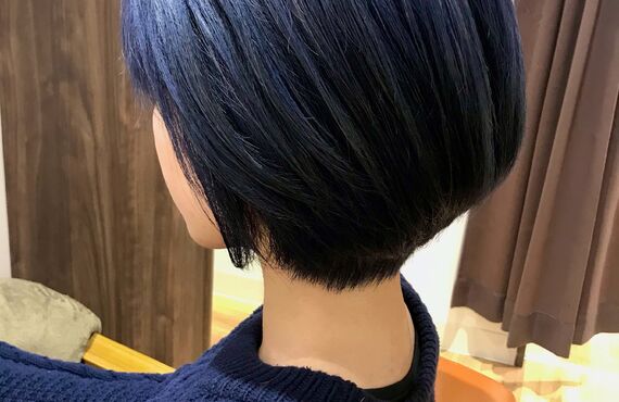 アディクシーカラーのコバルトブルーが最近人気な印西の美容室
